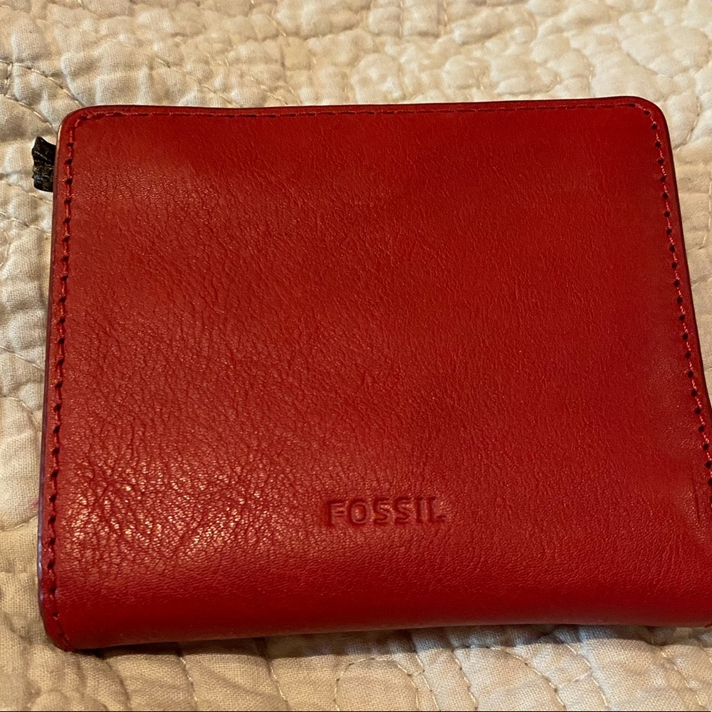 Red small fossil bifold Wallet